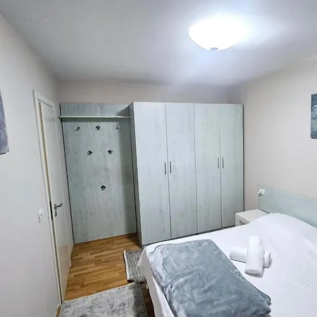 Center - Aal Apartment Tirana